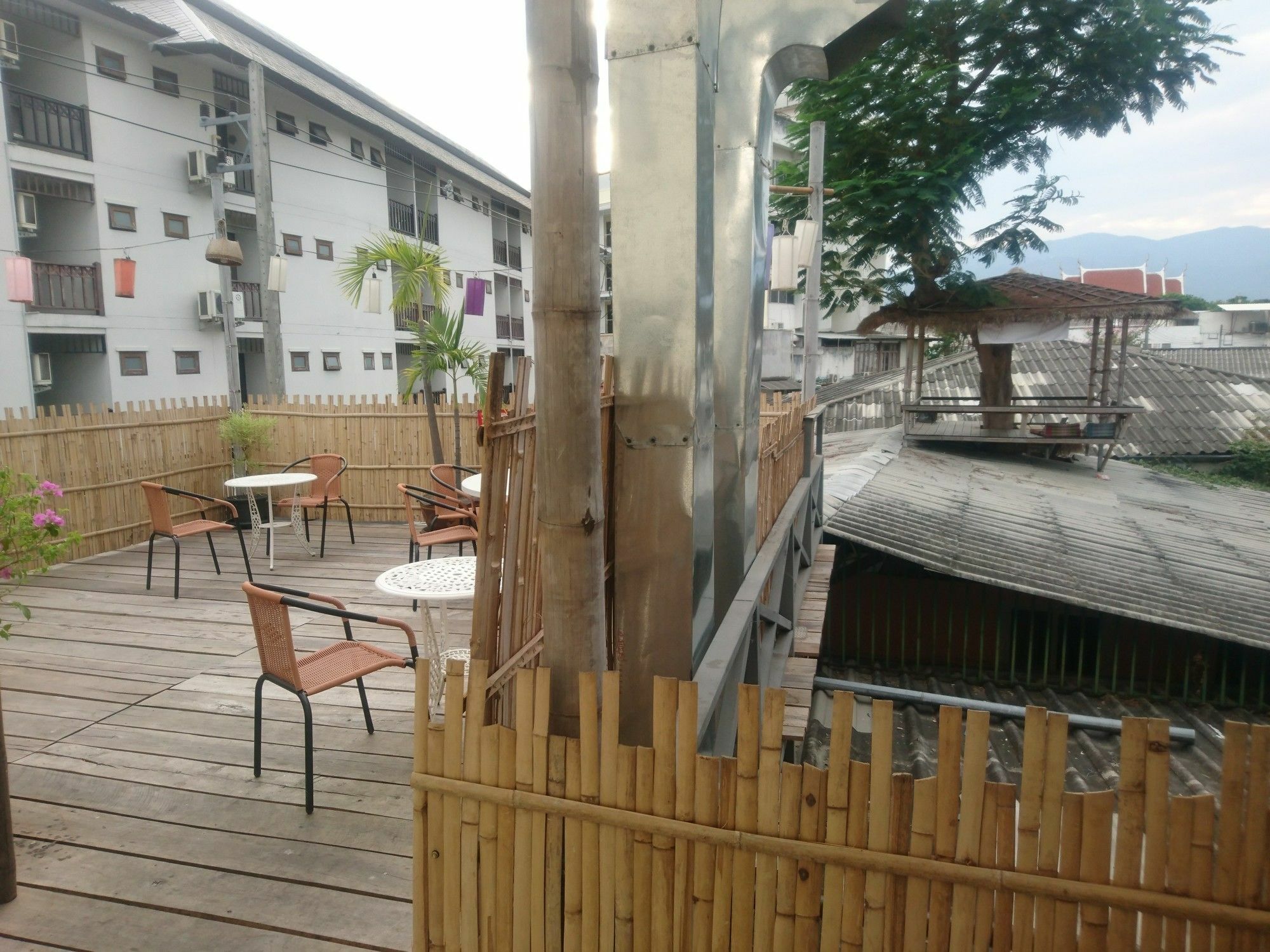 Central Guesthouse Chiang Mai Exterior photo