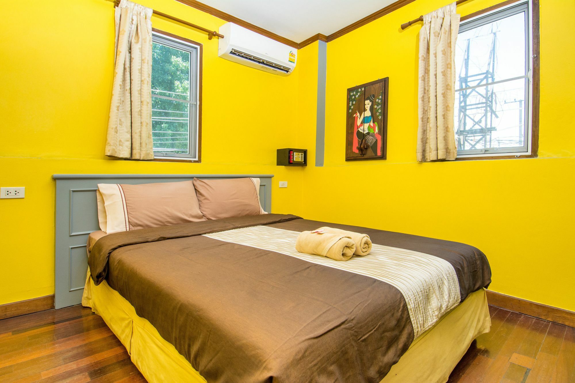 Central Guesthouse Chiang Mai Exterior photo